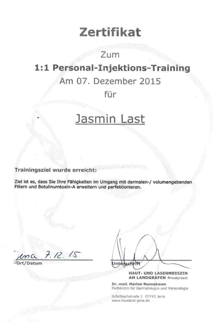 2015-12-07-Erstes-Zertifikat-Personal-Teaching-Botox-und-Filler