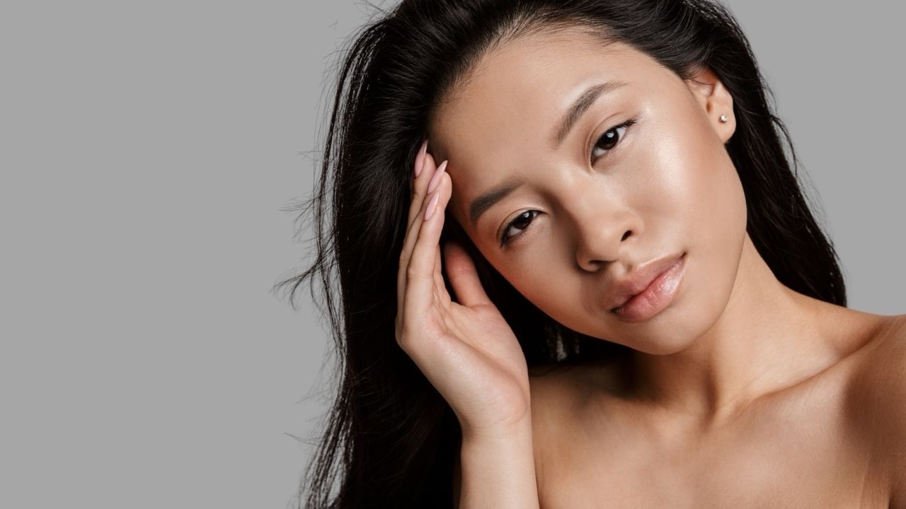 Natürlich strahlende Haut nach Anti-Aging-Behandlung in Potsdam – Dr. Jasmin Last