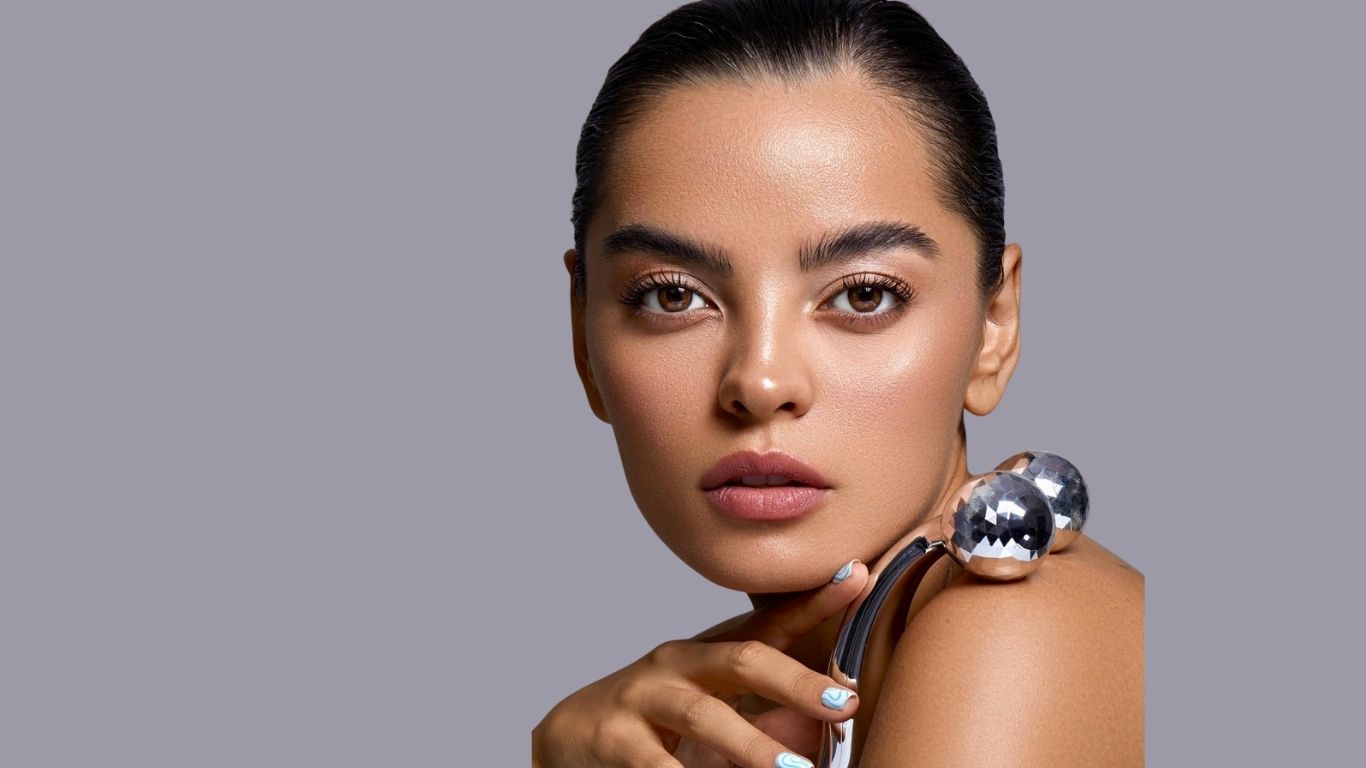 Gestraffte, glatte Haut nach Sculptra Behandlung in Potsdam – Dr. Jasmin Last